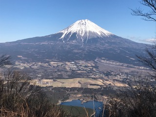 冠雪の富士山